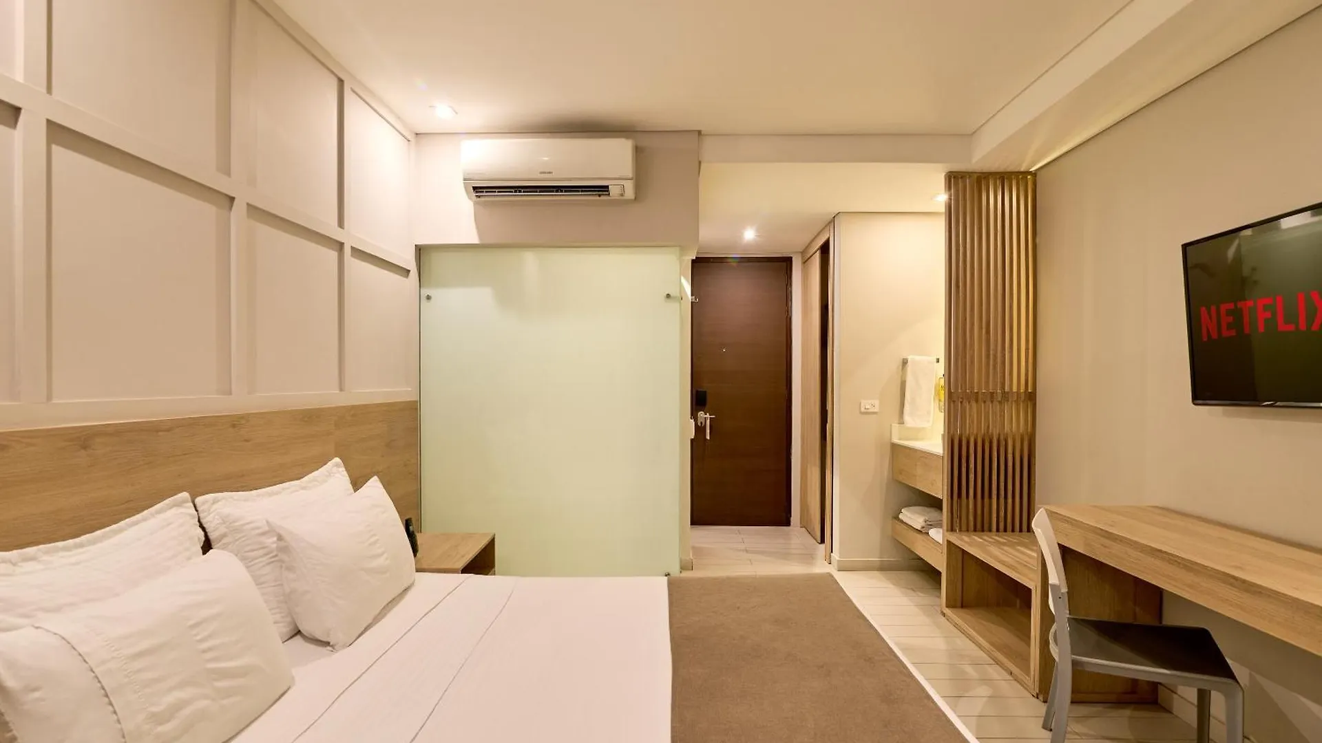 ****  Hotel Dix Medellin Colombia