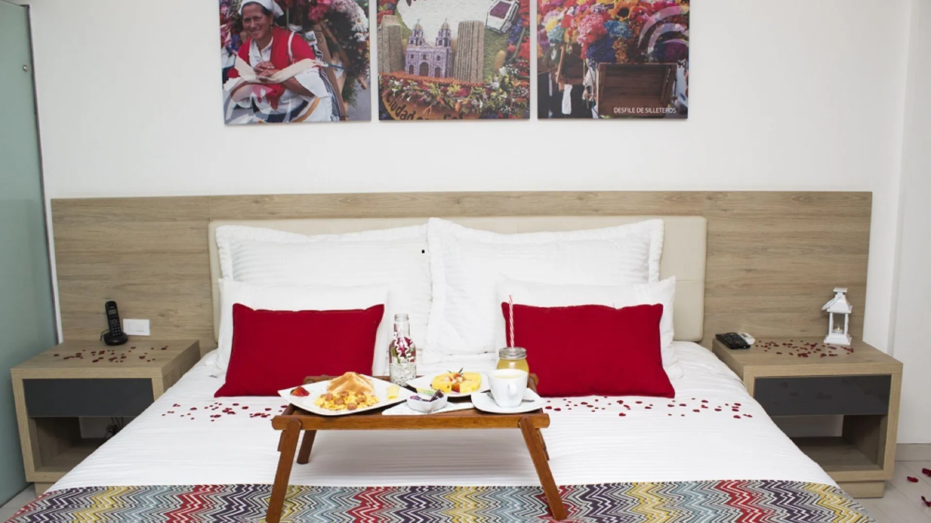 ****  Hotel Dix Medellin Colombia