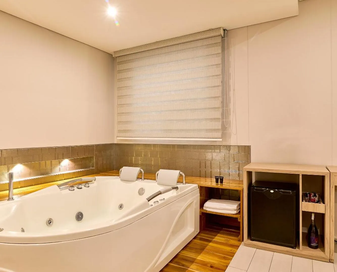 Hotel Dix Medellin