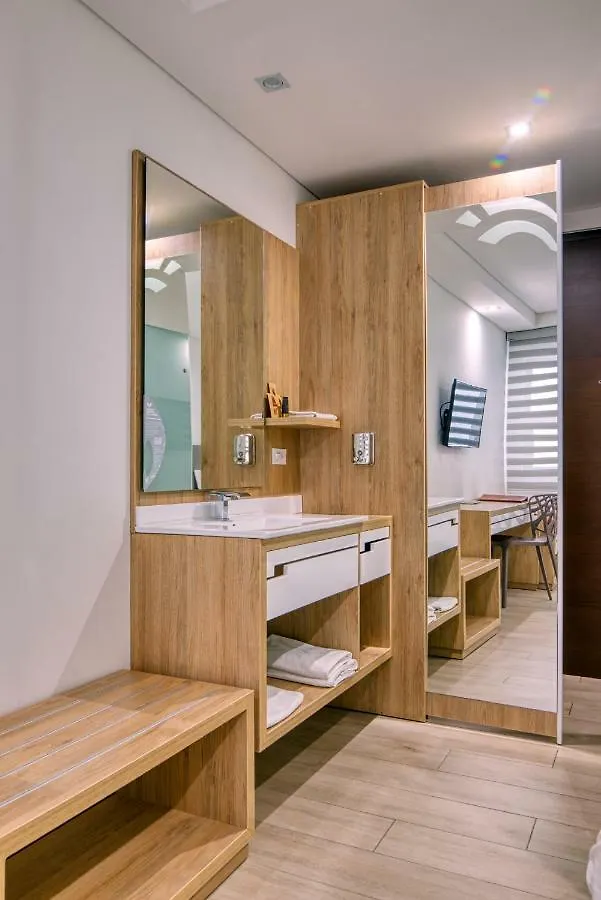 Hotel Dix Medellin