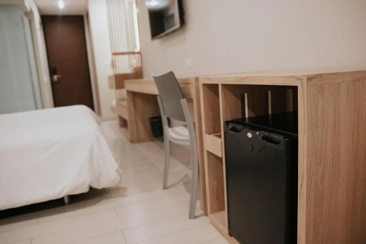 Hotel Dix Medellín 4*,  Kolumbien