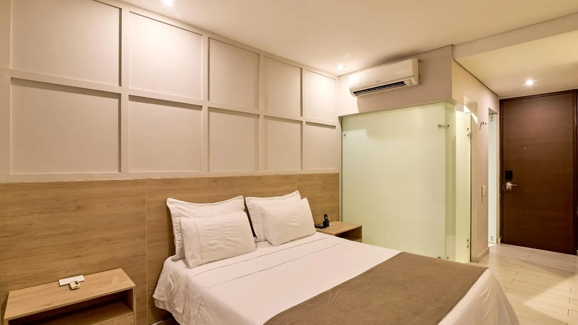 Hotel Dix Medellín Kolumbien