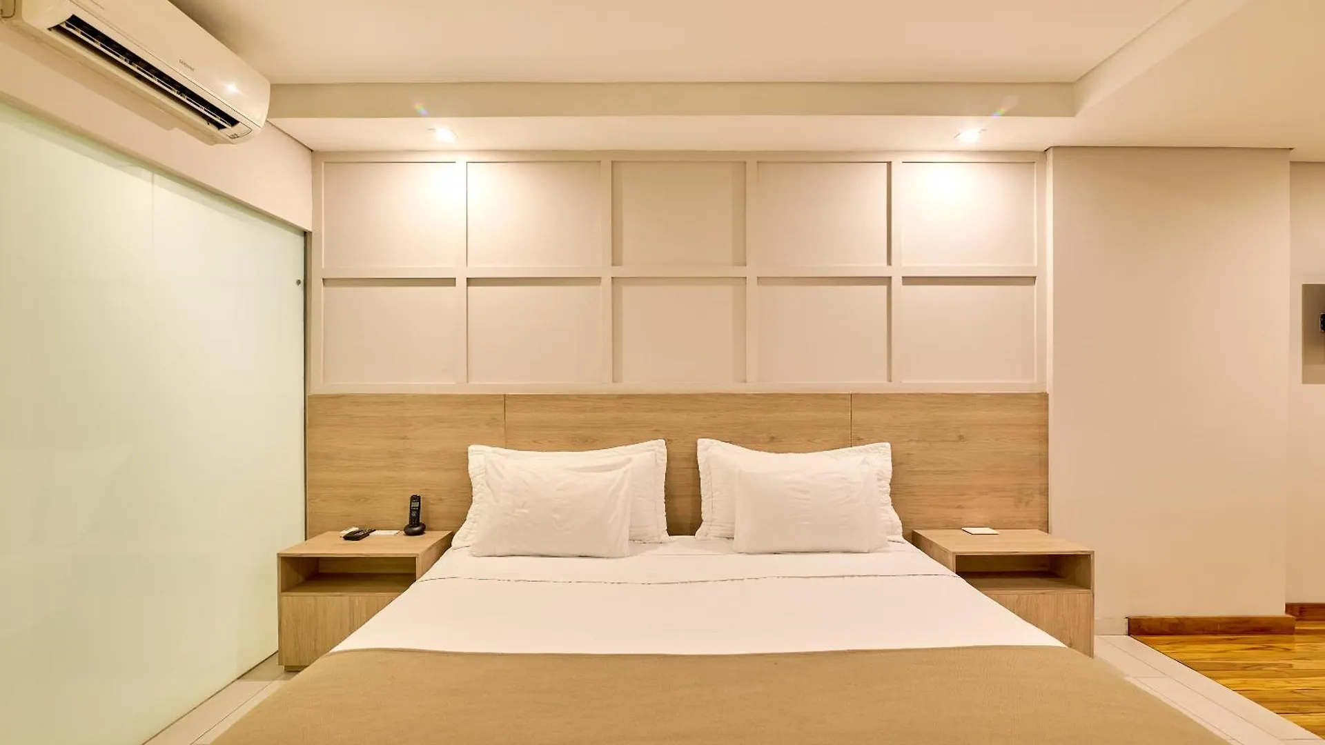 ****  Hotel Dix Medellín Kolumbien