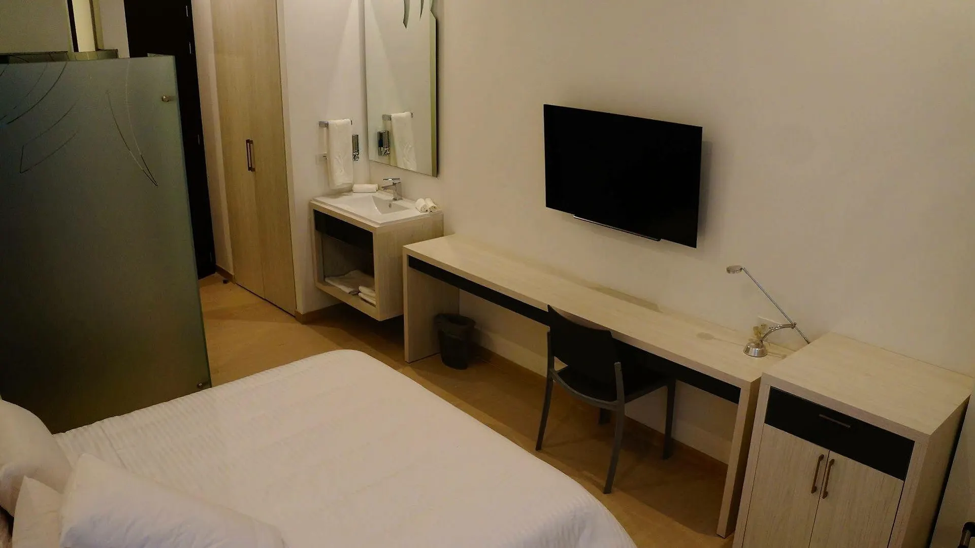 ****  Hotel Dix Medellín Kolumbien